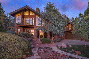 Unique Sedona Home with Mountain Views and Guest House